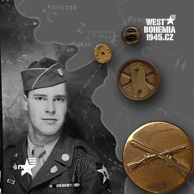 Originální límcový odznak INFANTRY